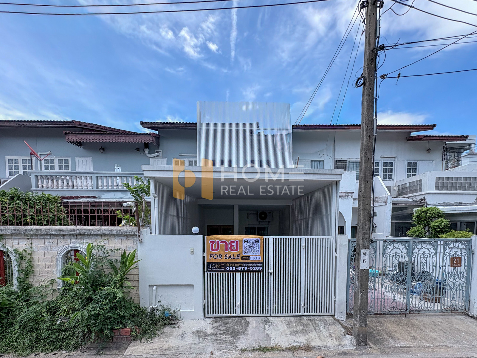 ทาวน์เฮ้าส์ โชคชัย 4 ซอย 81 / 3 ห้องนอน (ขาย), Townhouse Chokchai 4 Soi 81 / 3 Bedrooms (FOR SALE) TPM414