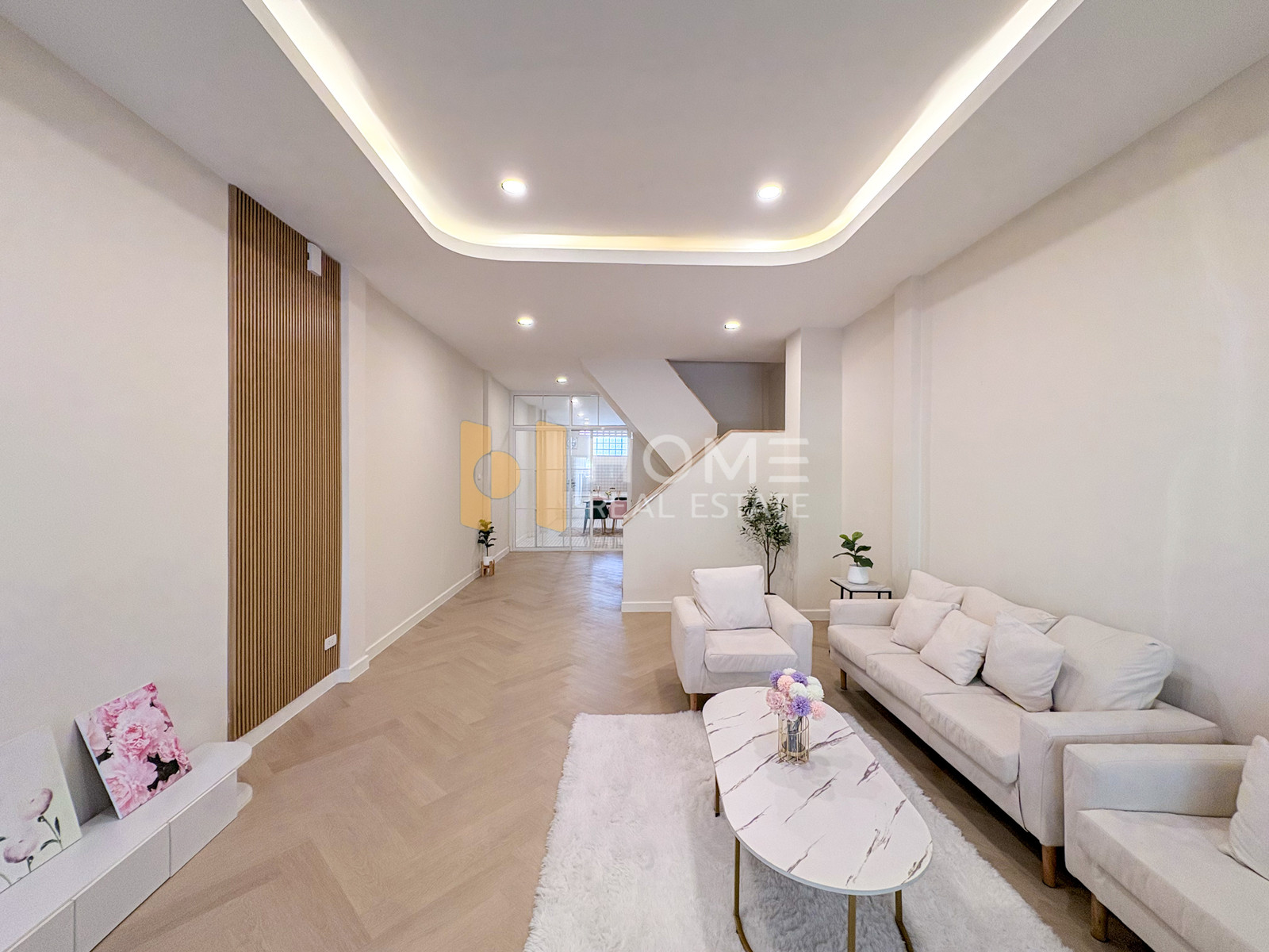 ทาวน์เฮ้าส์ โชคชัย 4 ซอย 81 / 3 ห้องนอน (ขาย), Townhouse Chokchai 4 Soi 81 / 3 Bedrooms (FOR SALE) TPM414