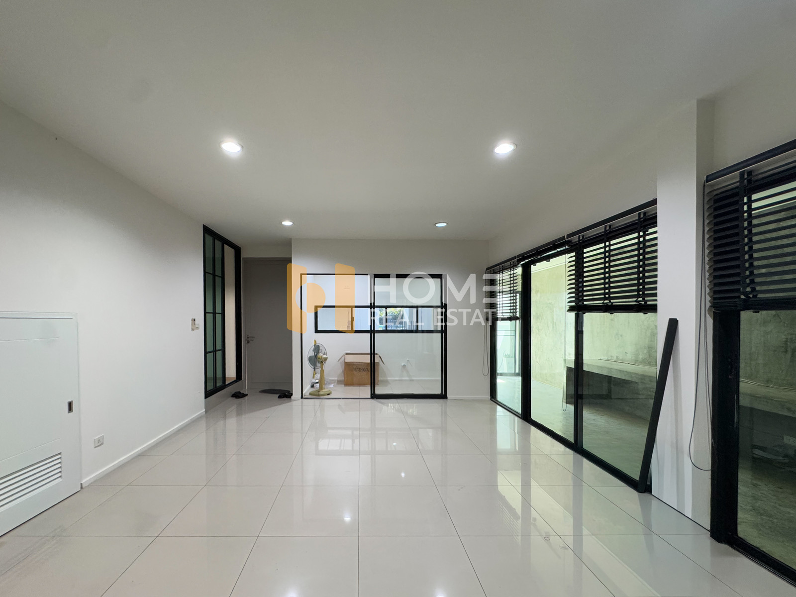 ทาวน์โฮม โนเบิล คิวบ์ พัฒนาการ / 3 ห้องนอน (ให้เช่า), Noble Cube Pattanakarn / Townhome 3 Bedrooms (FOR RENT) FON318