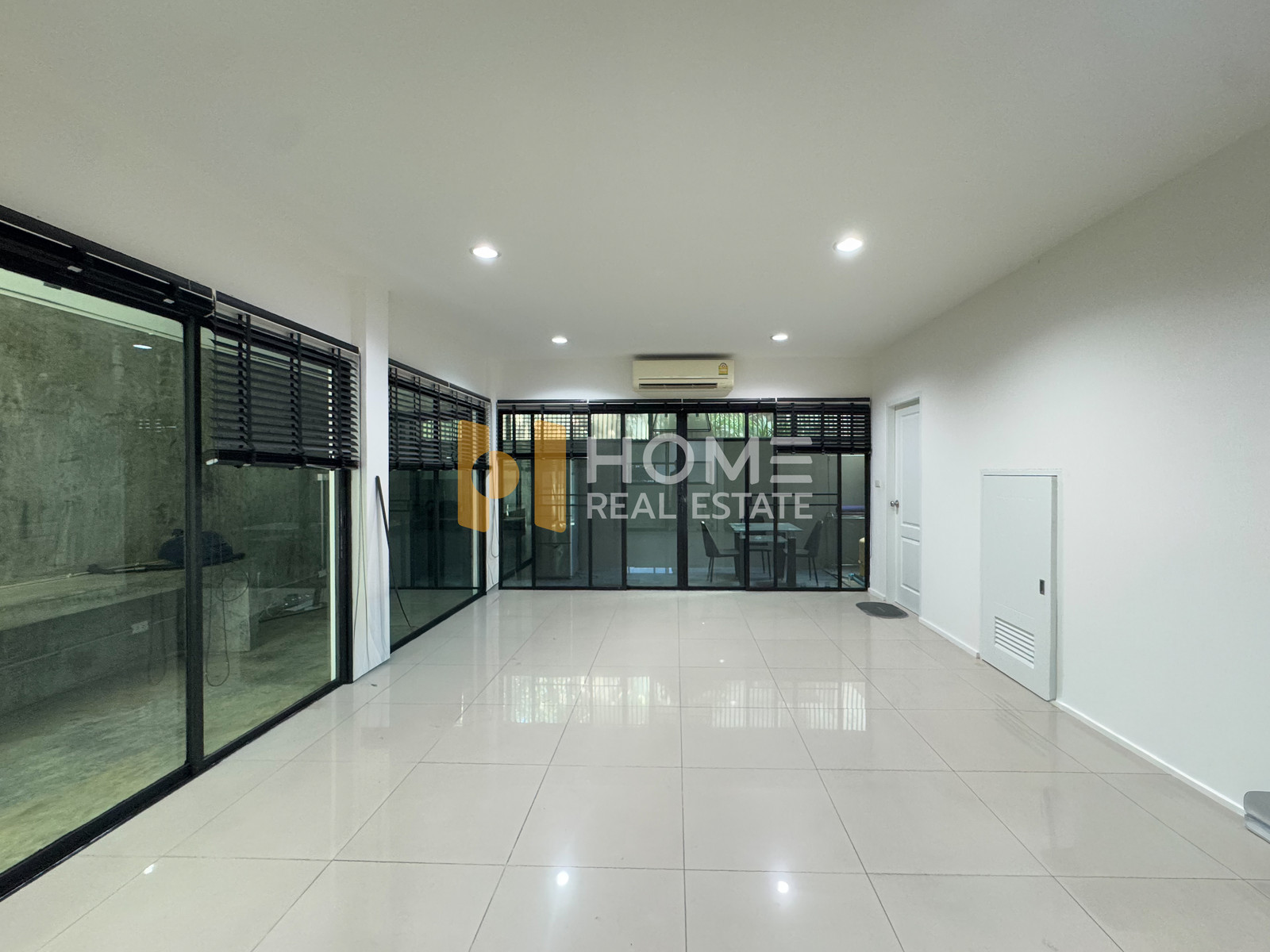 ทาวน์โฮม โนเบิล คิวบ์ พัฒนาการ / 3 ห้องนอน (ให้เช่า), Noble Cube Pattanakarn / Townhome 3 Bedrooms (FOR RENT) FON318