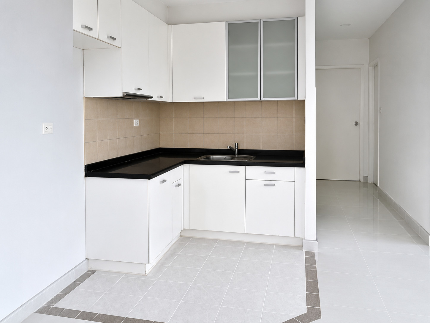 คอนโดใกล้ BTS อุดมสุข เพียง 500 ม. 🚆 Centric Scene Sukhumvit 64 / 2 Bedrooms (SALE WITH TENENT), เซ็นทริค ซีน สุขุมวิท 64 / 2 ห้องนอน (ขายพร้อมผู้เช่า) PRW008