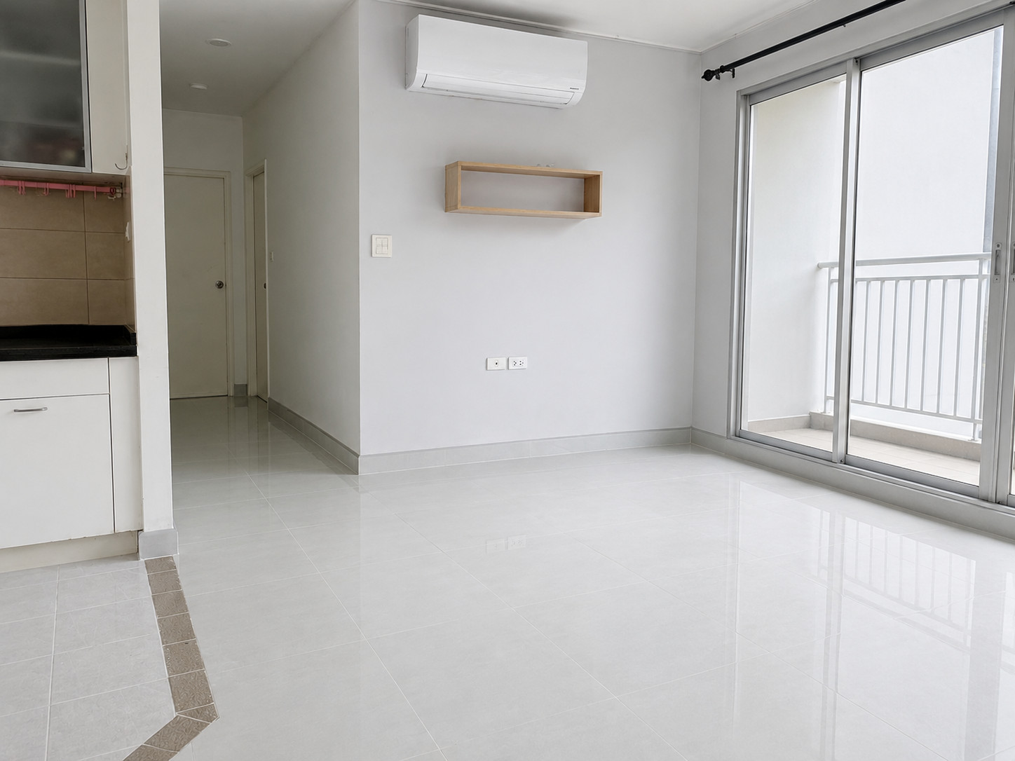 คอนโดใกล้ BTS อุดมสุข เพียง 500 ม. 🚆 Centric Scene Sukhumvit 64 / 2 Bedrooms (SALE WITH TENENT), เซ็นทริค ซีน สุขุมวิท 64 / 2 ห้องนอน (ขายพร้อมผู้เช่า) PRW008