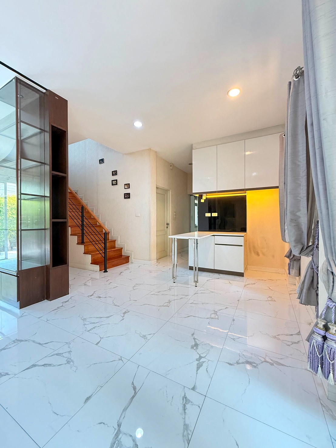 บางกอก บูเลอวาร์ด พระราม 9 - ศรีนครินทร์ / 3 ห้องนอน (ขาย), Bangkok Boulevard Rama 9 - Srinakarin / 3 Bedrooms (FOR SALE) BZD210