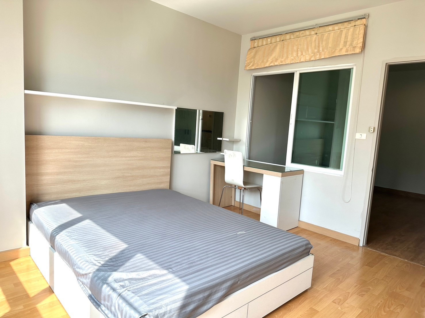 Life @ Phahon - Ari / 1 Bedroom (SALE WITH TENANT), ไลฟ์ แอท พหลฯ - อารีย์ / 1 ห้องนอน (ขายพร้อมผู้เช่า) PINP322
