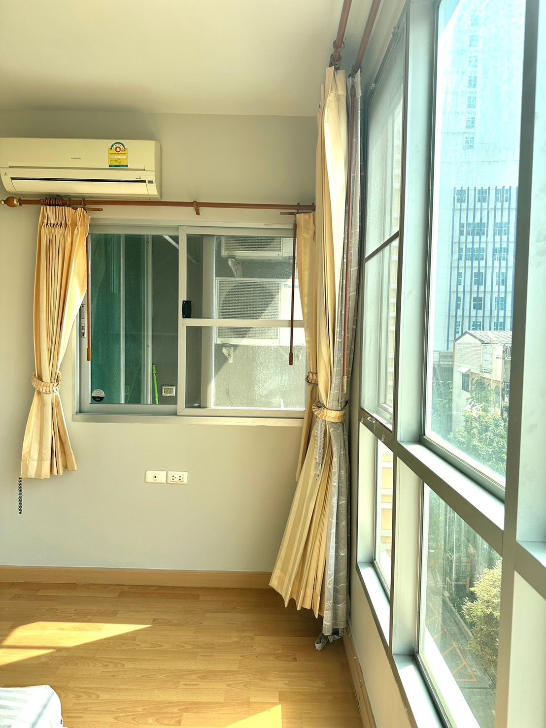 Life @ Phahon - Ari / 1 Bedroom (SALE WITH TENANT), ไลฟ์ แอท พหลฯ - อารีย์ / 1 ห้องนอน (ขายพร้อมผู้เช่า) PINP322
