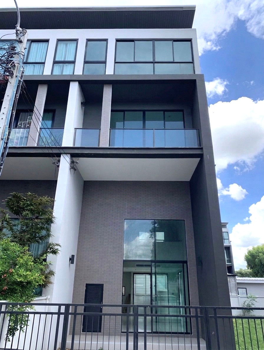 บ้านกลางเมือง วิภาวดี 64 / 3 ห้องนอน (ขาย), Baan Klang Muang Vibhavadi 64 / 3 Bedrooms (FOR SALE) BNS158