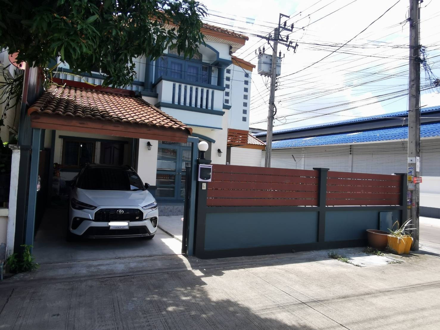 บ้านแฝดติด MRT หลักสอง / 3 ห้องนอน (ขาย), Semi-Detached House near MRT Lak Song / 3 Bedrooms (FOR SALE) BALL385