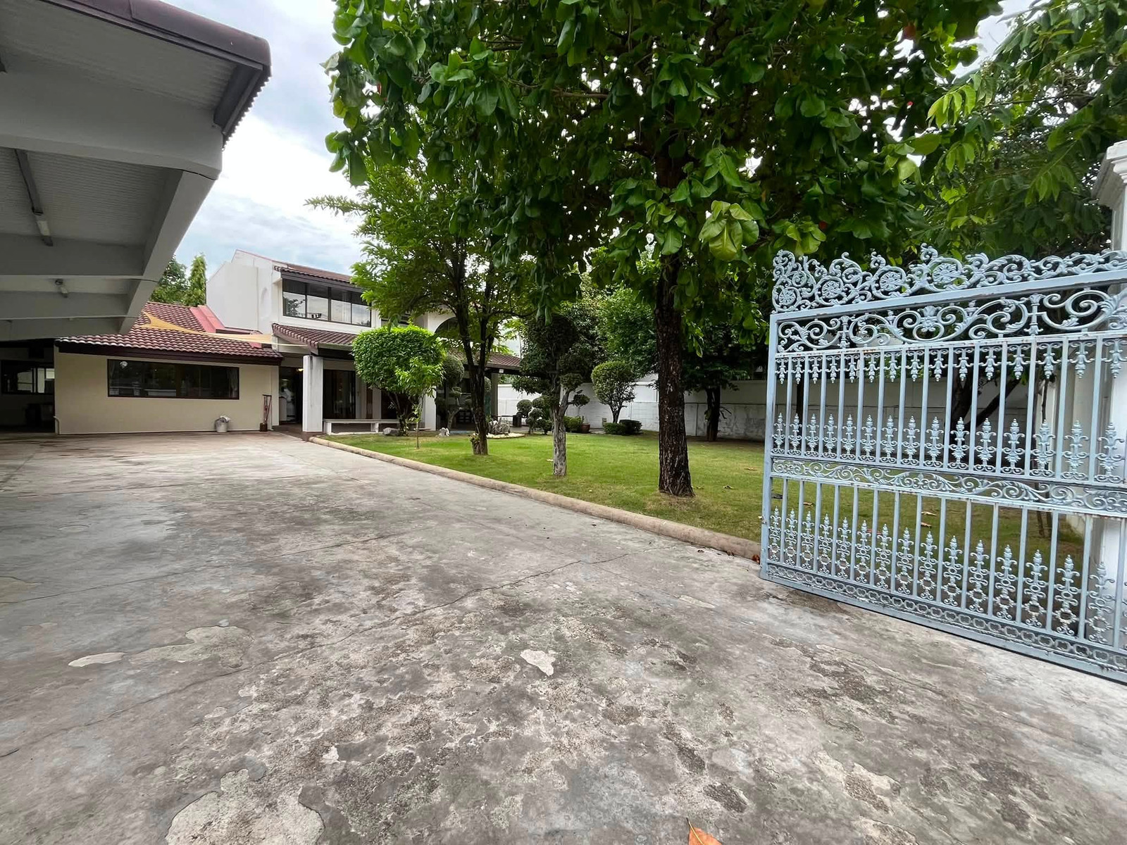 ปัญญา พัฒนาการ / 5 ห้องนอน (ขาย), Panya Village Pattanakarn / 5 Bedrooms (FOR SALE) FON331
