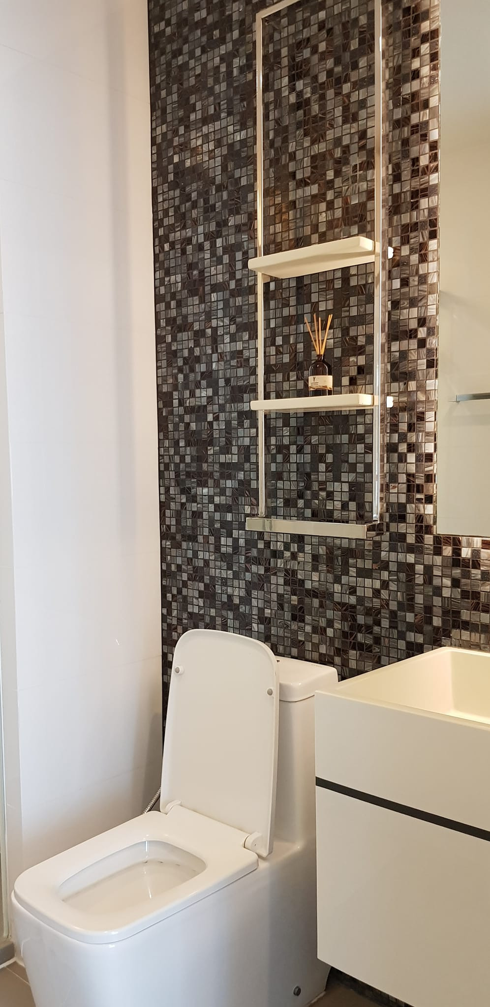 The Room Sukhumvit 69 / 1 Bedroom (SALE WITH TENANT), เดอะ รูม สุขุมวิท 69 / 1 ห้องนอน (ขายพร้อมผู้เช่า) PRW107