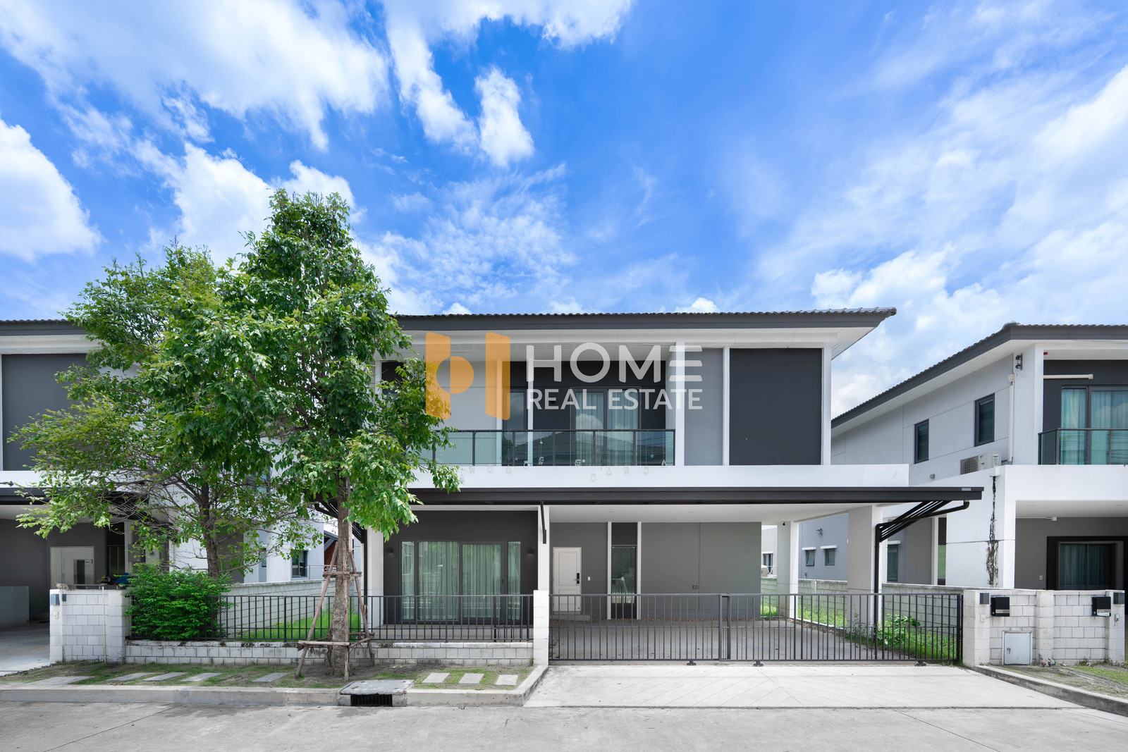 🏡 บ้านเดี่ยว เซนโทร ราชพฤกษ์ - สวนผัก 3 🔥เข้าเมืองง่าย ใกล้ทางด่วน 5 นาที / 4 ห้องนอน (ขาย), Centro Ratchaphruek - Suanphak 3 / Detached House 4 Bedrooms (FOR SALE) AOM029