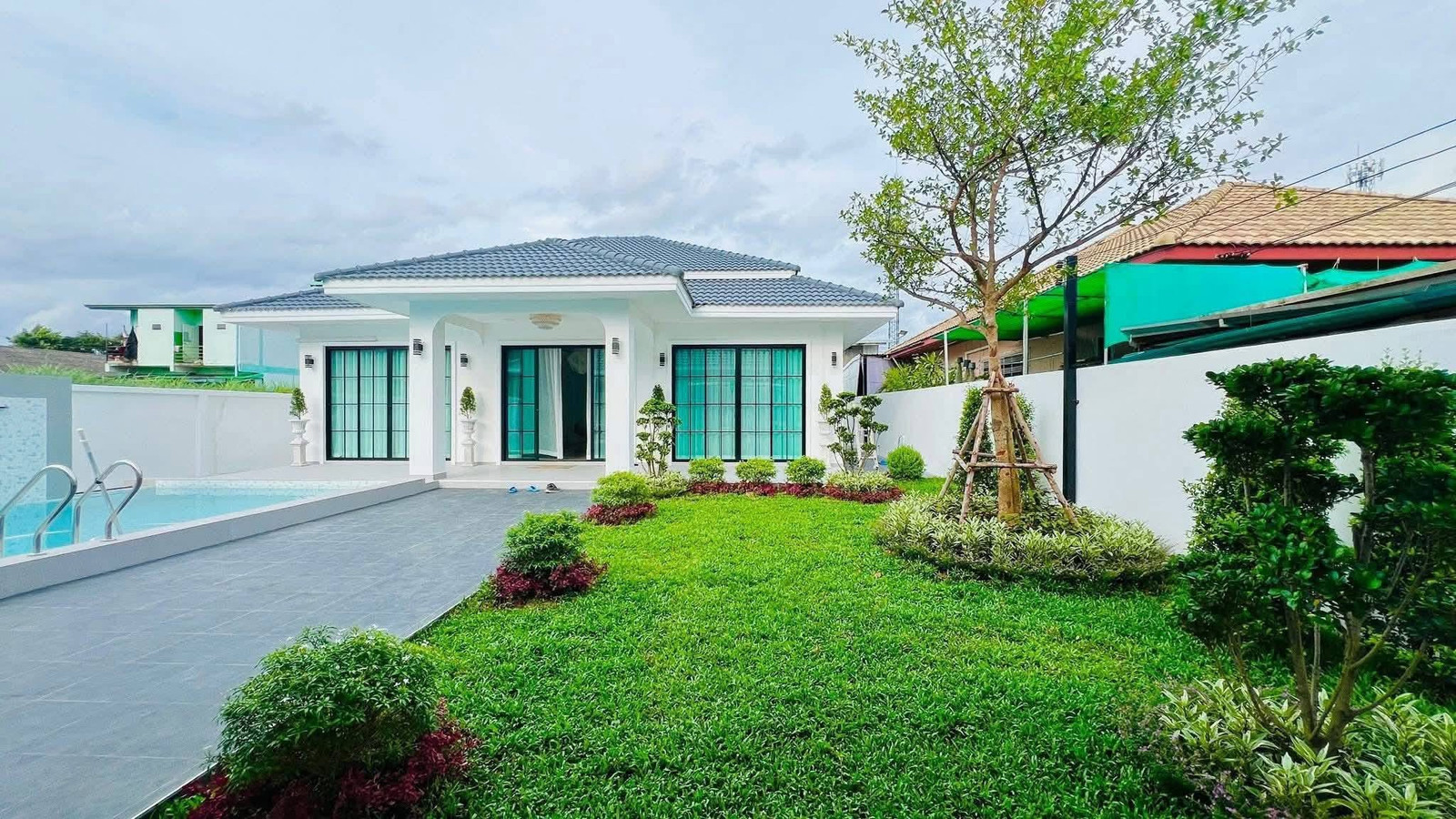 พูลวิลล่า 134 ตร.วา ค่ายมวย 17/1 / 3 ห้องนอน (ขาย), Pool Villa 134 Sq.Wah Boxing Camp 17/1 / 3 Bedrooms (FOR SALE) BEWN234
