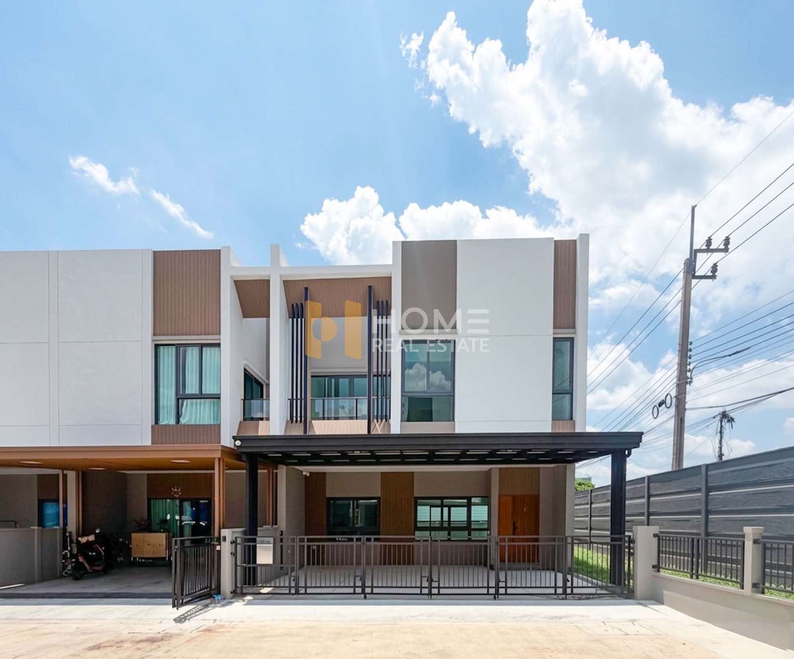 บ้านกลางเมือง ดิ อิดิชั่น ปิ่นเกล้า - บรมฯ 2 / 4 ห้องนอน (ขาย), Baanklangmueng The Edition Pinklao - Borom 2 / 4 Bedrooms (FOR SALE) BALL380