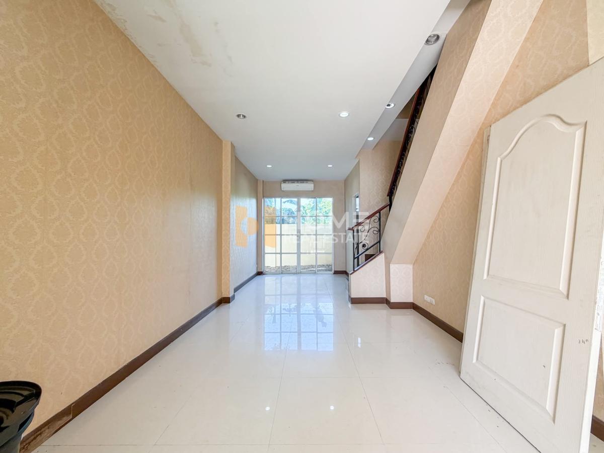 ทาวน์เฮ้าส์ โมเดิร์น ทาวน์ เอกชัย 46 / 3 ห้องนอน (ขาย), Townhouse Modern Town Ekkachai 46 / 3 Bedrooms (FOR SALE) BALL008
