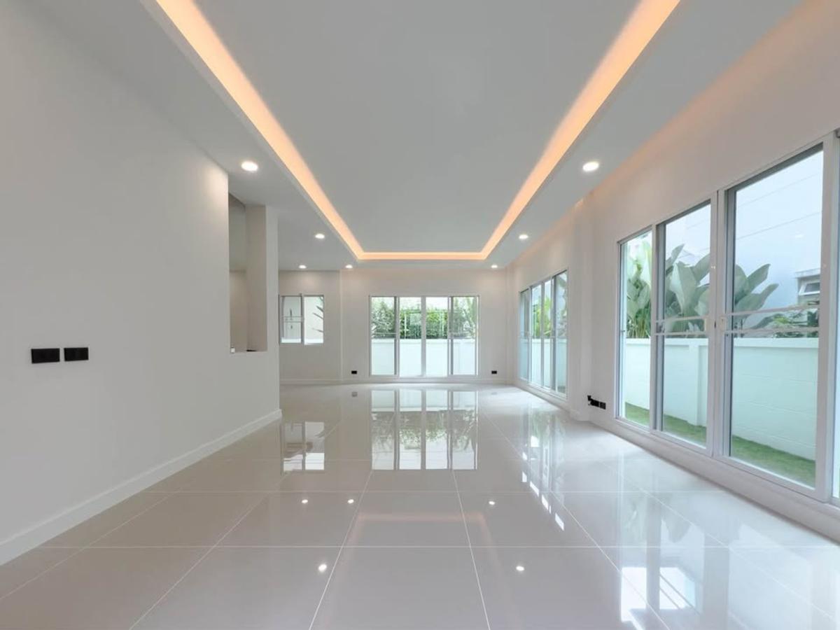 บ้านเดี่ยว บางกอก บูเลอวาร์ด สาทร - ปิ่นเกล้า 2 / 3 ห้องนอน (ขาย), House Bangkok Boulevard Sathorn - Pinklao 2 / 3 Bedrooms (FOR SALE) EARK002