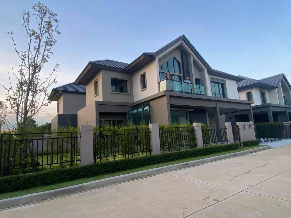 บ้านเดี่ยว บางกอก บูเลอวาร์ด แจ้งวัฒนะ 2 / 4 ห้องนอน (ขาย), House Bangkok Boulevard Chaengwattana 2 / 4 Bedrooms (FOR SALE) EARK013