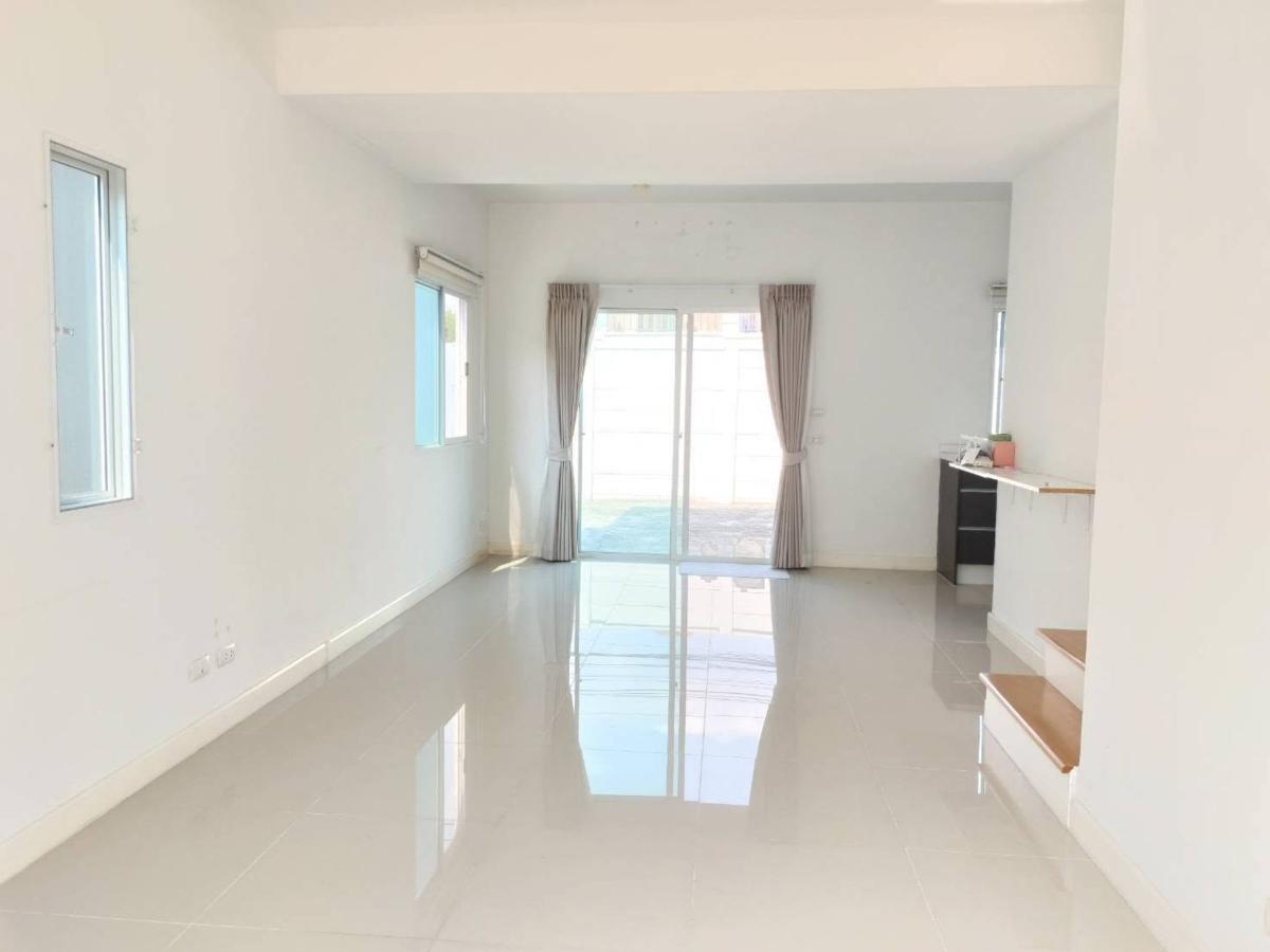 ทาวน์โฮม เดอะ คอนเนค พระราม 5 - นครอินทร์ / 3 ห้องนอน (ขาย), Townhome The Connect Rama 5 - Nakornin / 3 Bedrooms (FOR SALE) EARK015