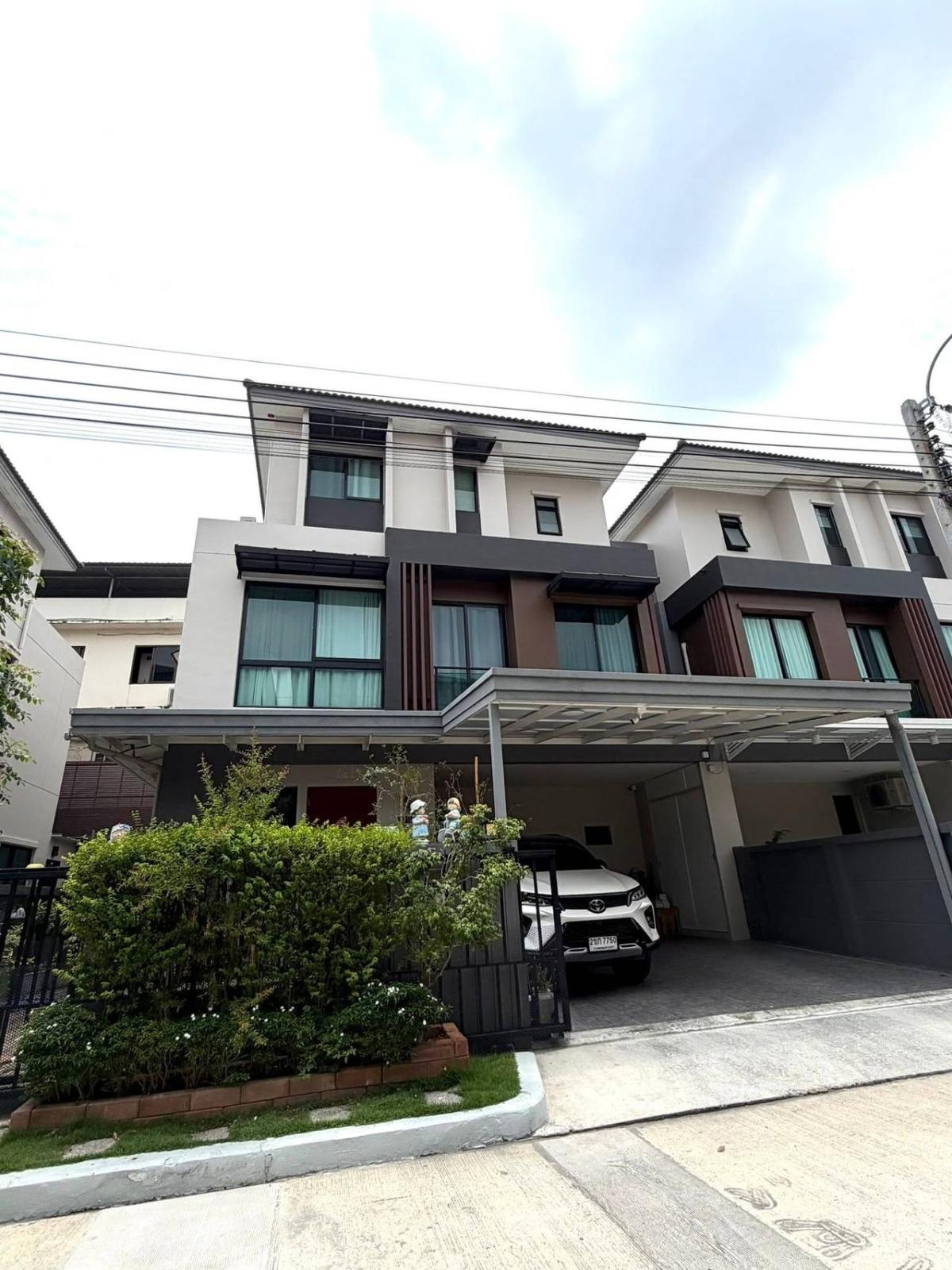 บ้านแฝด นินญา กัลปพฤกษ์ / 4 ห้องนอน (ขาย), Semi-Detached House Ninya Kanlapaphruek / 4 Bedrooms (FOR SALE) BALL398