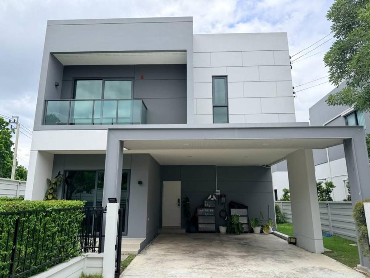บ้านเดี่ยว เซนโทร ชัยพฤกษ์ - แจ้งวัฒนะ 3 / 3 ห้องนอน (ขาย), House Centro Chaiyaphruek-Chaengwattana 3 / 3 Bedrooms (FOR SALE) EARK047