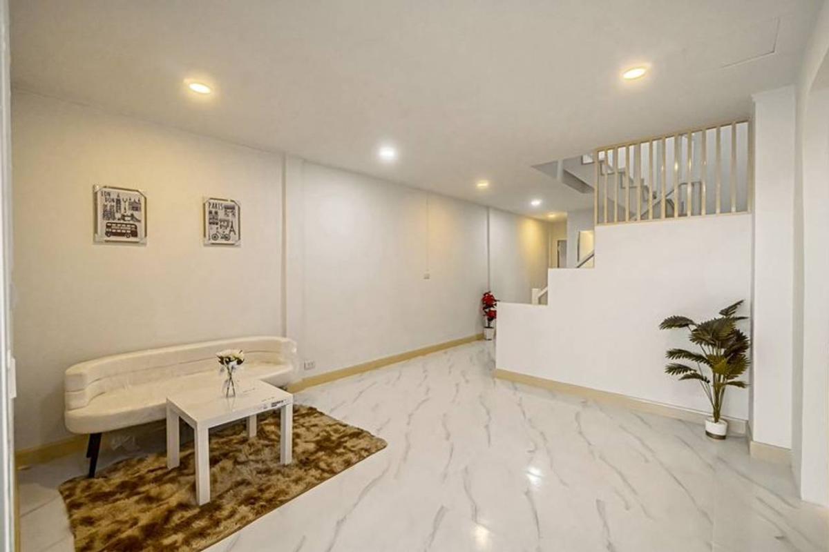 ทาวน์เฮ้าส์ หมู่บ้านลุมพินี / 3 ห้องนอน (ขาย), Townhouse หมู่บ้านลุมพินี / 3 Bedrooms (FOR SALE) EARK050