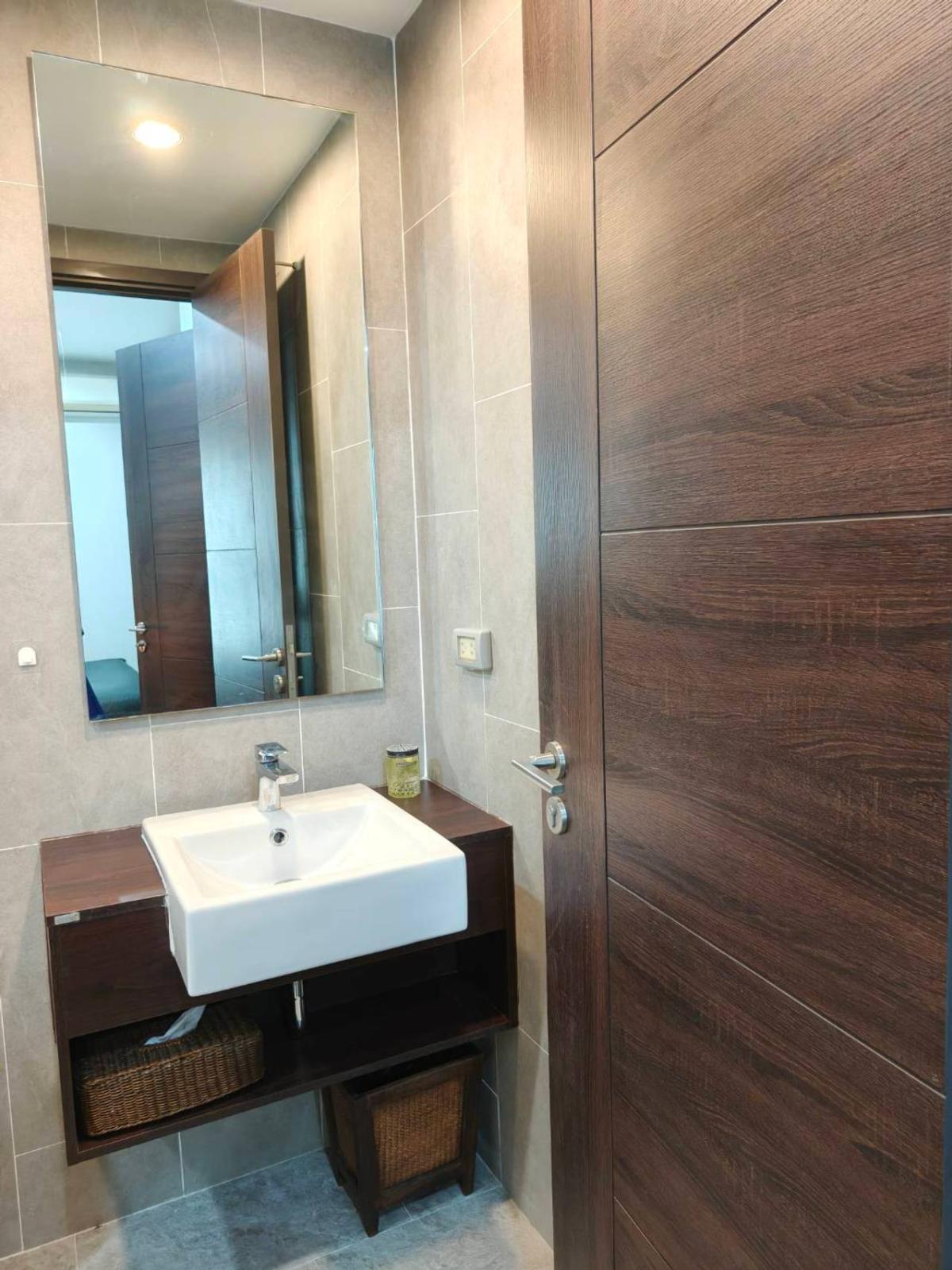 C Ekkamai / 1 Bedroom (SALE WITH TENANT), ซี เอกมัย / 1 ห้องนอน (ขายพร้อมผู้เช่า) NES092