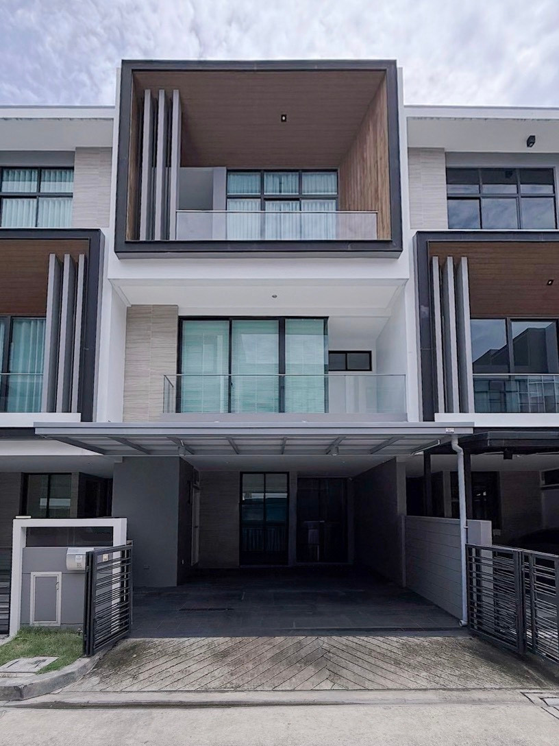 ทาวน์โฮม เนอวานา ดีฟายน์ ศรีนครินทร์ - พระราม 9 / 3 ห้องนอน (ให้เช่า), Townhome Nirvana Define Srinakarin - Rama 9 / 3 Bedrooms (FOR RENT) BZD227