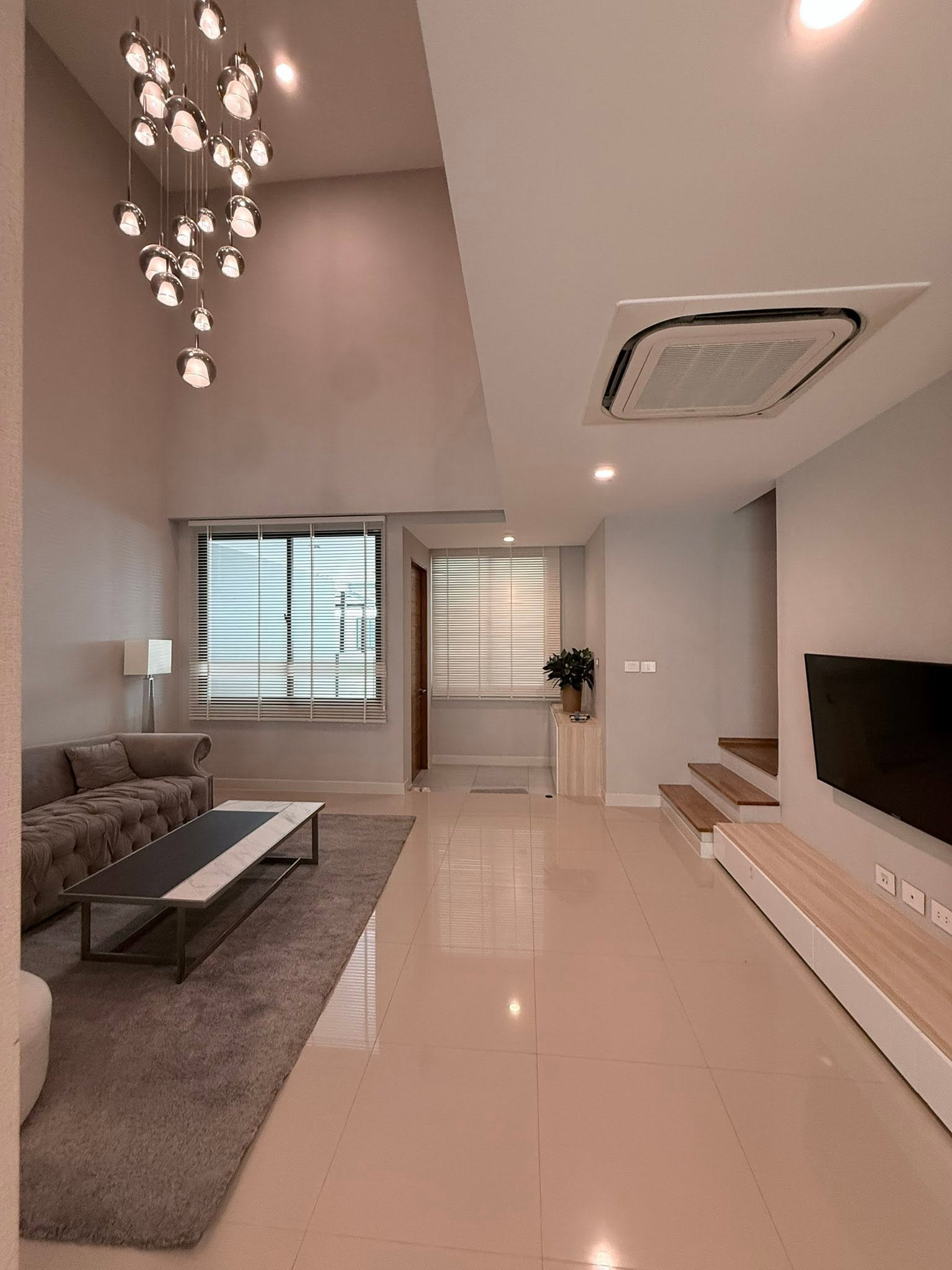 ทาวน์โฮม เนอวานา ดีฟายน์ ศรีนครินทร์ - พระราม 9 / 3 ห้องนอน (ให้เช่า), Townhome Nirvana Define Srinakarin - Rama 9 / 3 Bedrooms (FOR RENT) BZD227