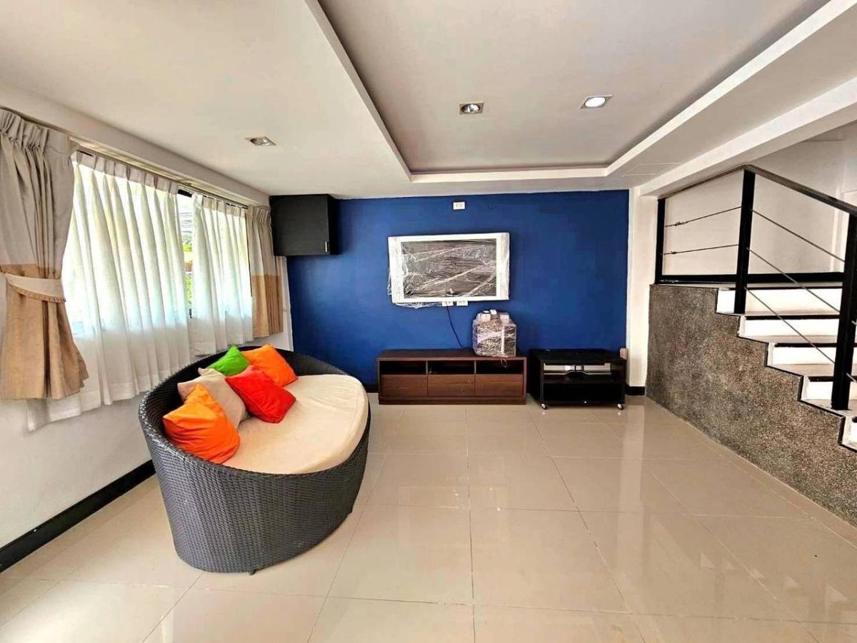 อาคารพาณิชย์ 18.4  ตร.วา. เขาพระตำหนัก ซอย 5 / 5 ชั้น (ขาย), Commercial building 18.4 sq.wah Khao Phra Tamnak Soi 5 / 5 Floors (FOR SALE) BEWN249