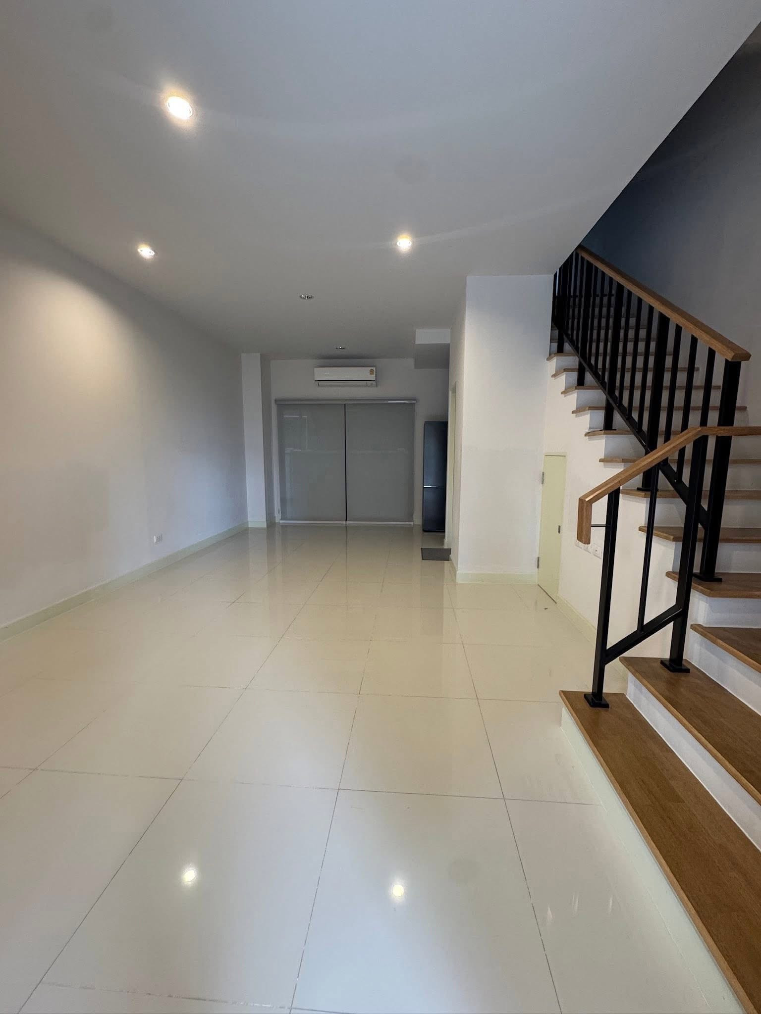 บ้านกลางเมือง บางนา - วงแหวน / 3 ห้องนอน (ขาย), Baan Klang Mueng Bangna - Wongwaen / 3 Bedrooms (FOR SALE) POON272