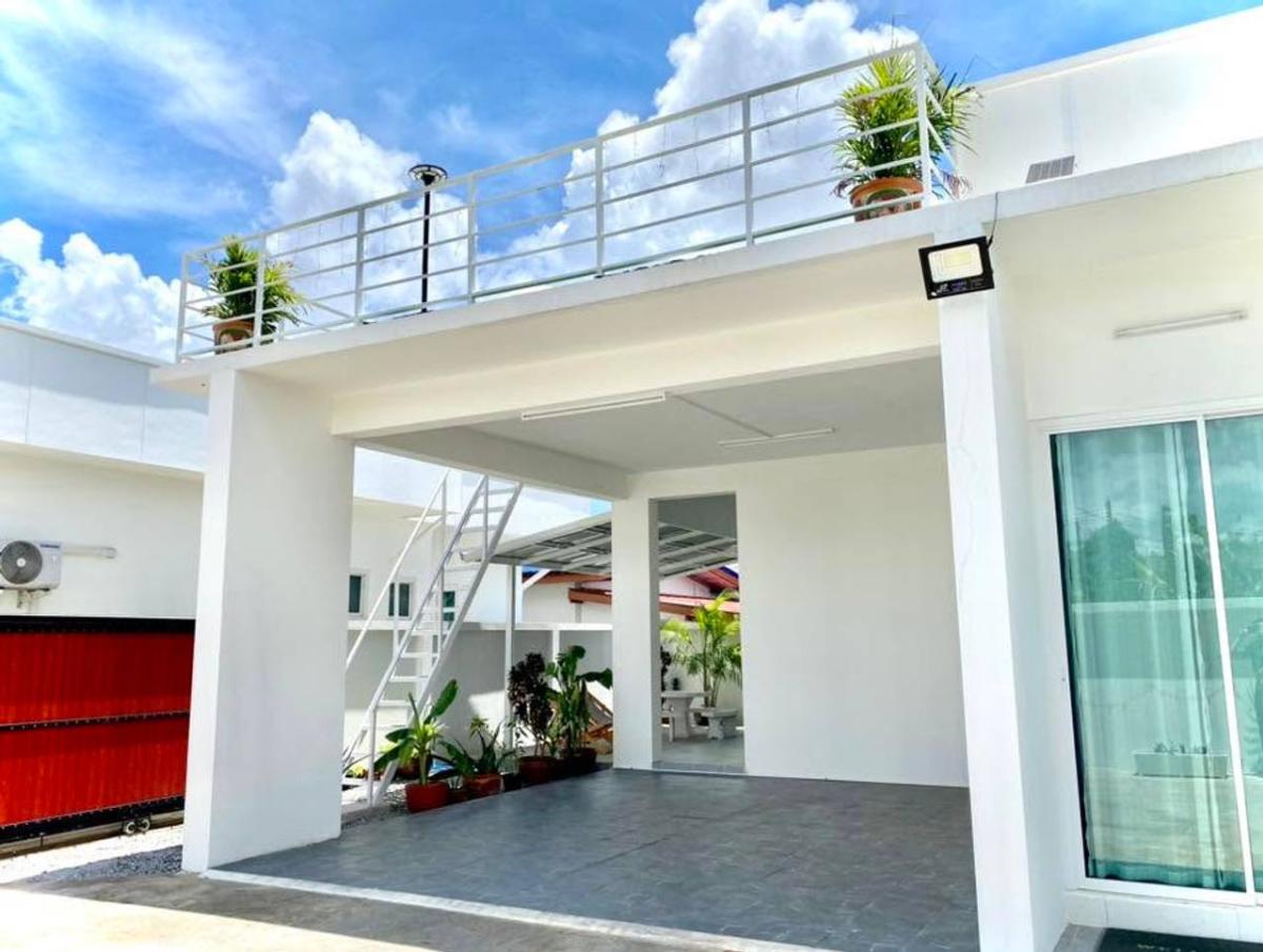 พูลวิลล่า พื้นที่ 115 ตร.วา. โป่ง-มาบประชัน / 3 ห้องนอน (ขาย), Pool villa on a 115 sq.wa. plot in Pong-Mab Prachan. / 3 Bedrooms (FOR SALE) BEWN226