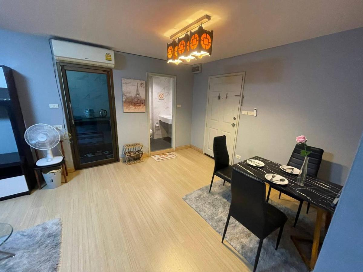 Lumpini Center Sukhumvit 77 / 2 Bedrooms (SALE WITH TENANT), ลุมพินี เซ็นเตอร์ สุขุมวิท 77 / 2 ห้องนอน (ขายพร้อมผู้เช่า) PRW135