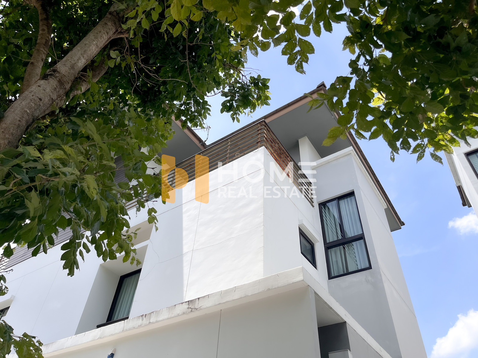บ้านลุมพินี สวนหลวง ร.9 / 4 ห้องนอน (ขาย), Baan Lumpini Suanluang Rama 9 / 4 Bedrooms (FOR SALE) POON284