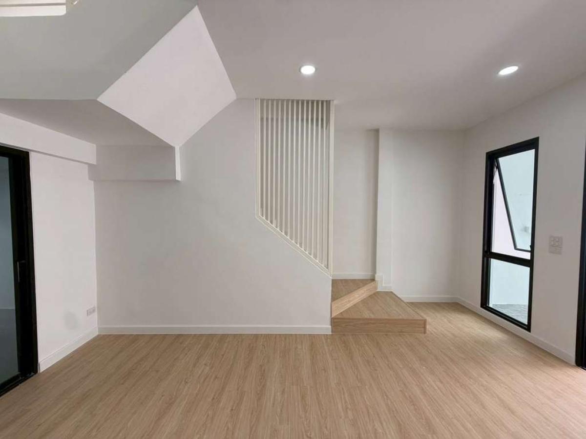 หมู่บ้านสรานนท์ / 4 ห้องนอน (ขาย), Sarannon Village / 4 Bedrooms (FOR SALE) BNS173