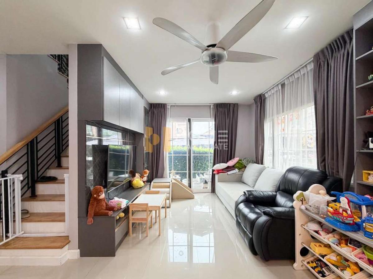 บ้านแฝดไซส์ใหญ่ สภาพใหม่กริ๊บ ✨ โกลเด้น นีโอ สาทร / 4 ห้องนอน (ขาย), Golden Neo Sathorn / 4 Bedrooms (FOR SALE) BALL201