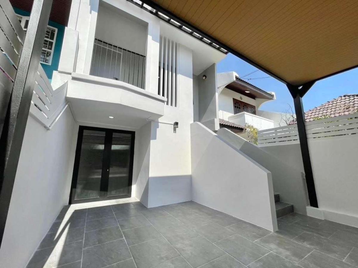 ทาวน์โฮม ซอยติวานนท์ 43 / 4 ห้องนอน (ขาย), Townhouse, Soi Tiwanon 43 / 4 Bedrooms (FOR SALE) BNS182