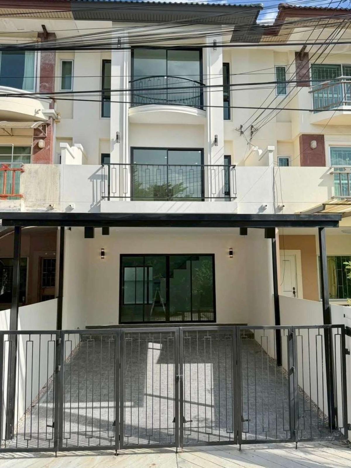 ศุภาลัย พาร์ค วิลล์ 2 (พหลโยธิน 48) / 4 ห้องนอน (ขาย), Supalai Park Ville 2 (Phaholyothin 48) / 4 Bedrooms (FOR SALE) BNS183