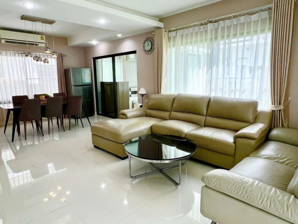 มัณฑนา บางนา กม.7 / 4 ห้องนอน (ขายพร้อมผู้เช่า), Mantana Bangna Km.7 / 4 Bedrooms (SALE WITH TENANT) DA054