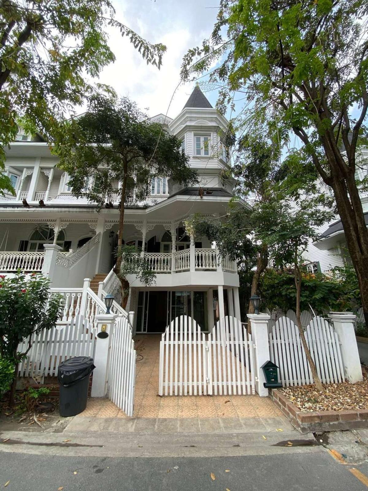 แฟนตาเซีย วิลล่า 2 / 4 ห้องนอน (ขายพร้อมผู้เช่า), Fantasia Villa 2 / 4 Bedrooms (SALE WITH TENANT) DA025
