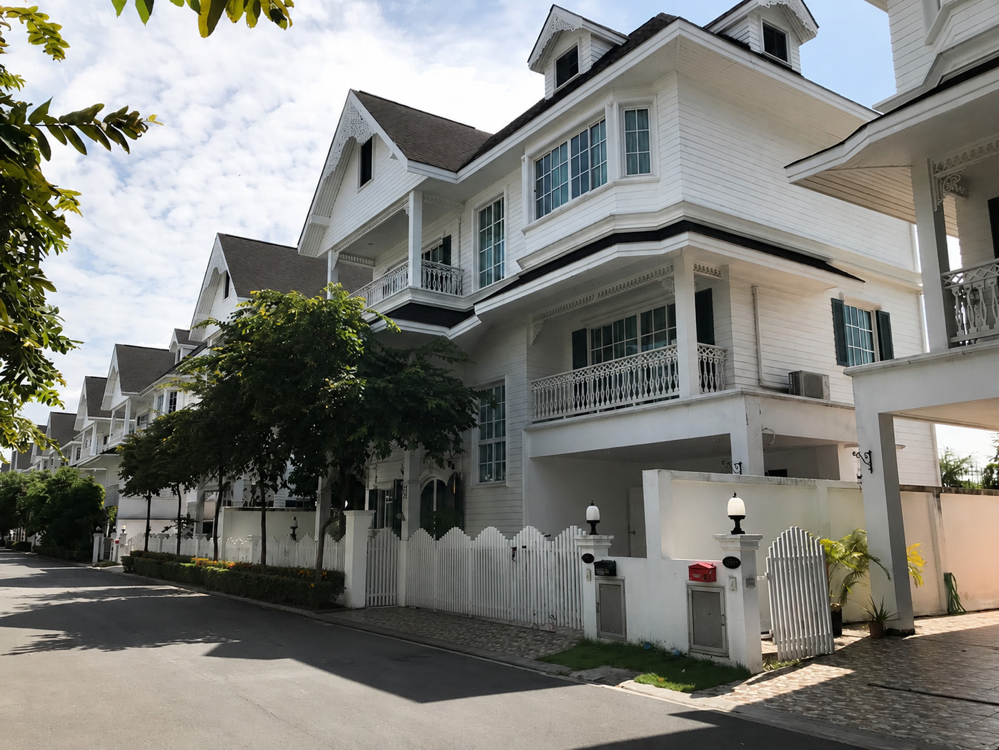 แฟนตาเซีย วิลล่า 3 / 4 ห้องนอน (ให้เช่า), Fantasia Villa 3 / 4 Bedrooms (FOR RENT) DA026