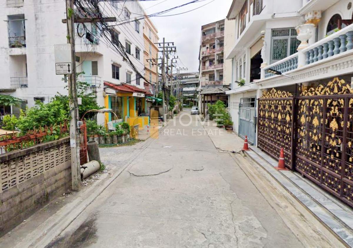 บ้านพร้อมที่ดิน ลาดพร้าว 42/1 / 1 งาน 93 ตร.วา (ขาย), House With Land Ladprao 42/1 / 93 Square Wa (FOR SALE) TPM429