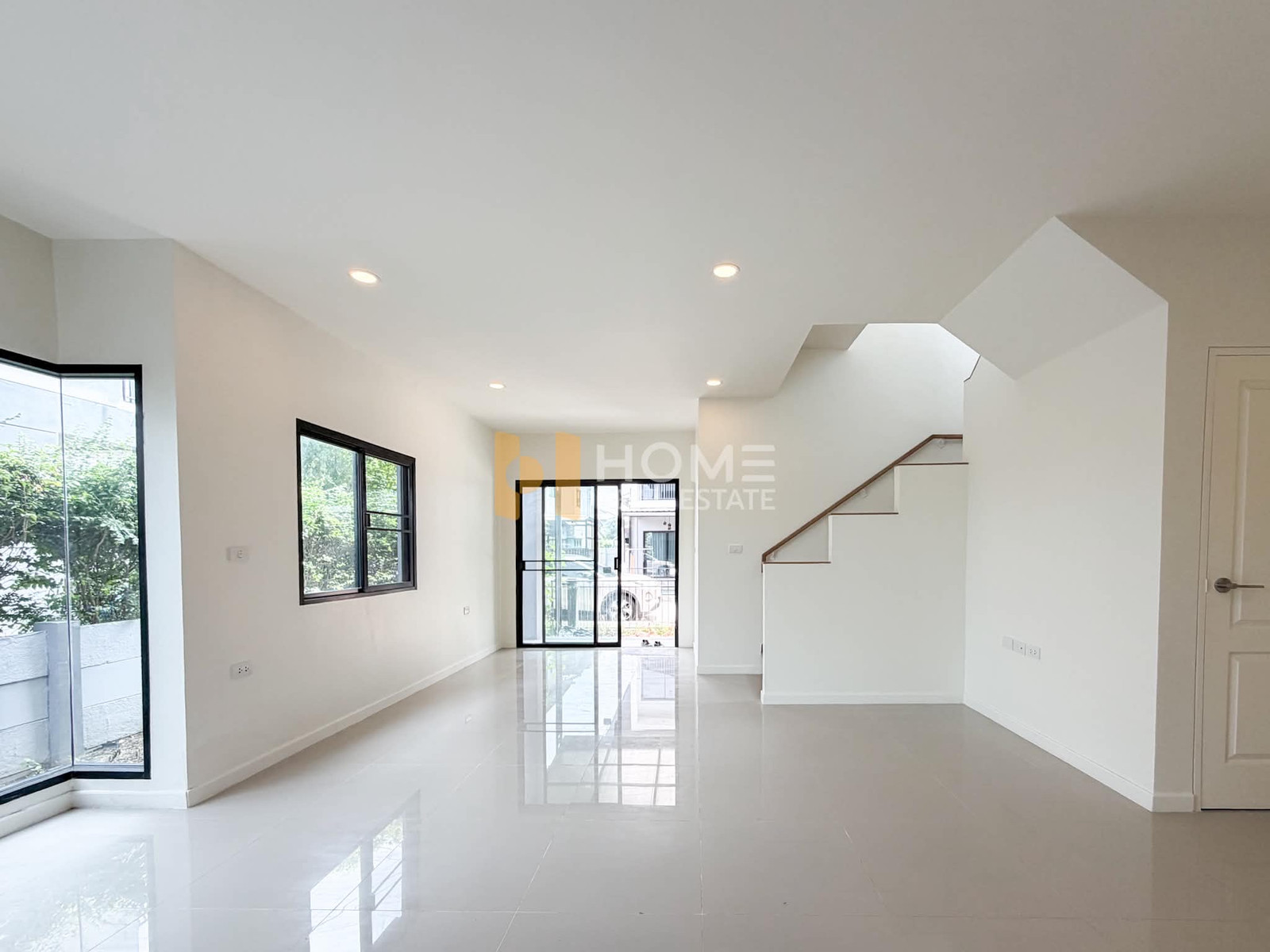 ลุมพินี ทาวน์วิลล์ ราชพฤกษ์ - ปิ่นเกล้า / 3 ห้องนอน (ขาย), Lumpini Townville Ratchaphruek - Pinklao / 3 Bedrooms (FOR SALE) BALL411