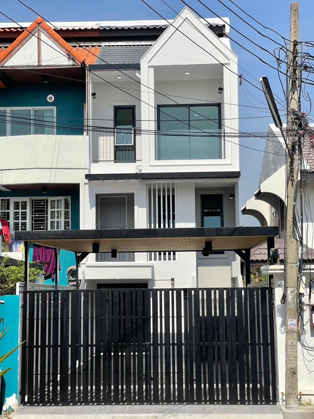 หมู่บ้านแสงอรุณนิเวศน์ 3 / 4 ห้องนอน (ขาย), Saeng Arun Niwet 3 Village / 4 Bedrooms (FOR SALE) EARK061