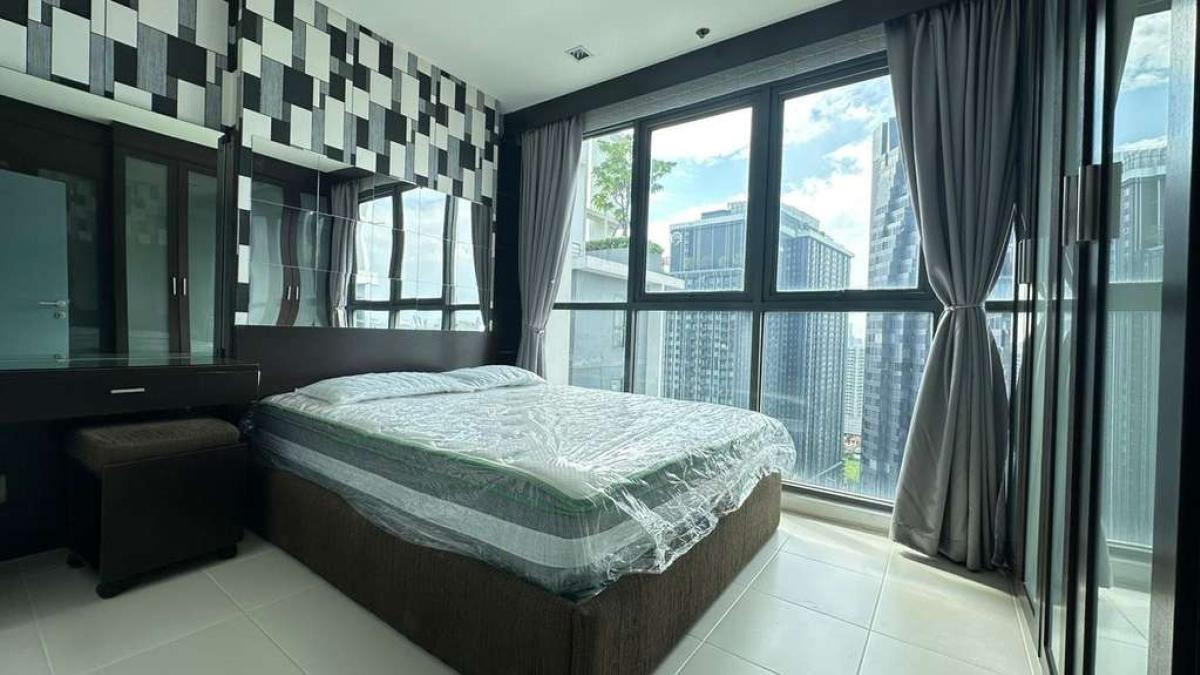 Ideo Mobi Rama 9 / Duplex 1 Bed (SALE WITH TENANT), ไอดีโอ โมบิ พระราม 9 / ดูเพล็กซ์ 1 ห้องนอน (ขายพร้อมผู้เช่า) JSMN182