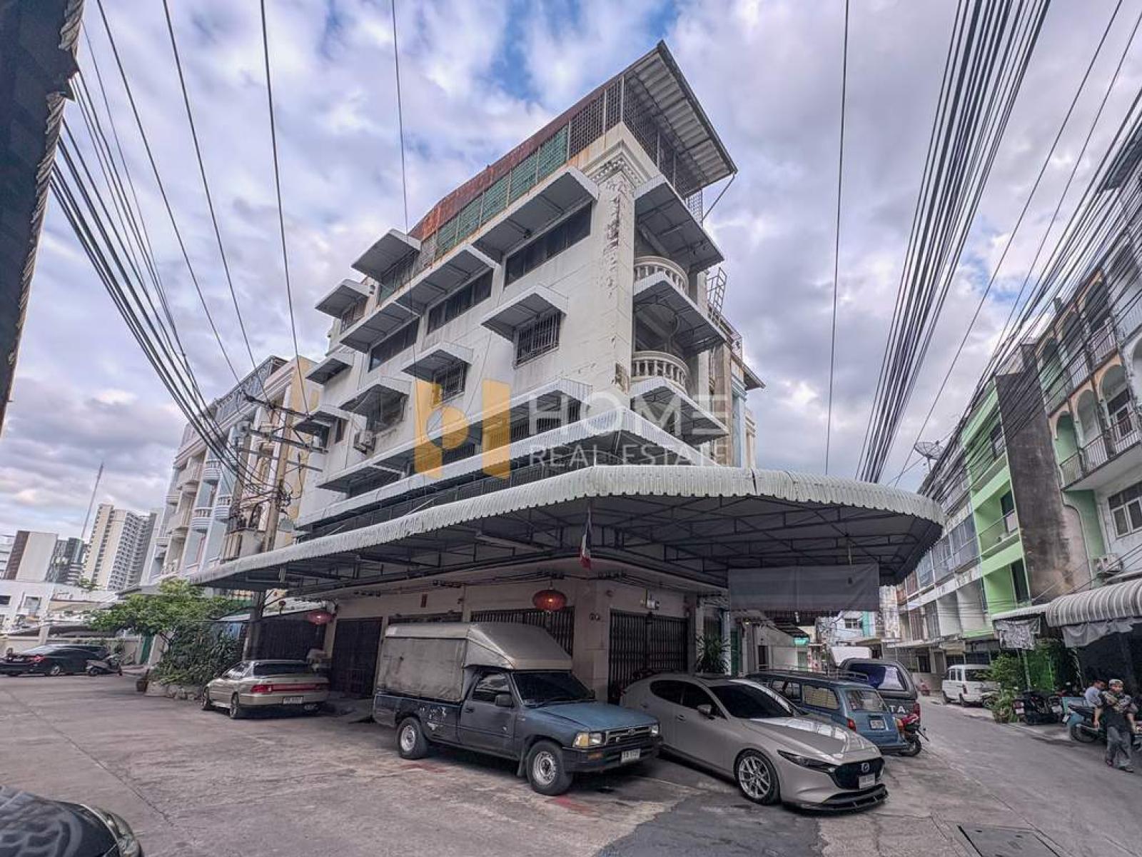 อาคารพาณิชย์ ซอยฟูศักดิ์ / 6 ชั้น (ขาย), Commercial building Soi Fusak / 6 Floors (FOR SALE) TPM433