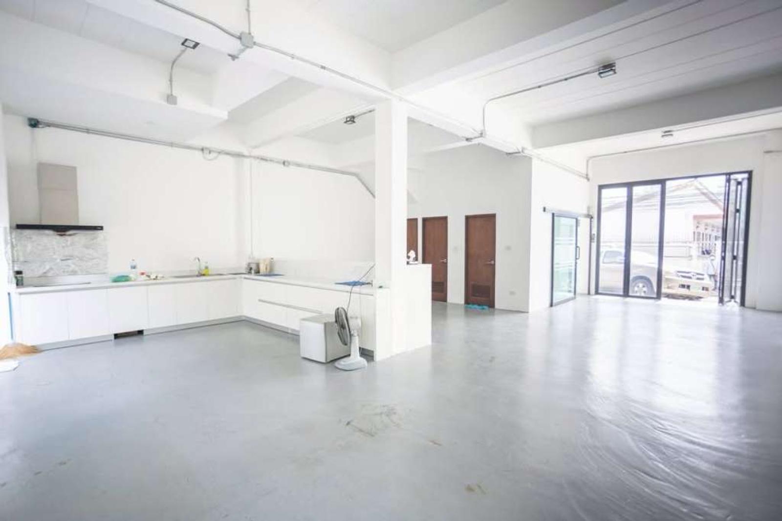ออฟฟิศ บางนา - ตราด / 3 ชั้น (ให้เช่า), Office Bangna - Trad / 3 Storey (FOR RENT) VIEW043
