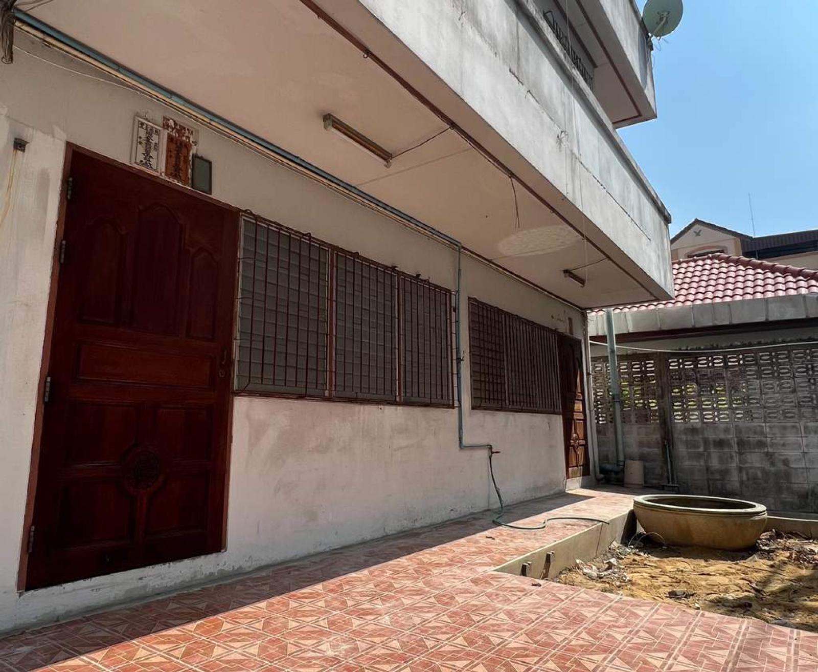 ออฟฟิศ บางนา-ตราด กม.5 /  (ขาย), Office, Bangna-Trad Km. 5 /  (FOR SALE) VIEW051