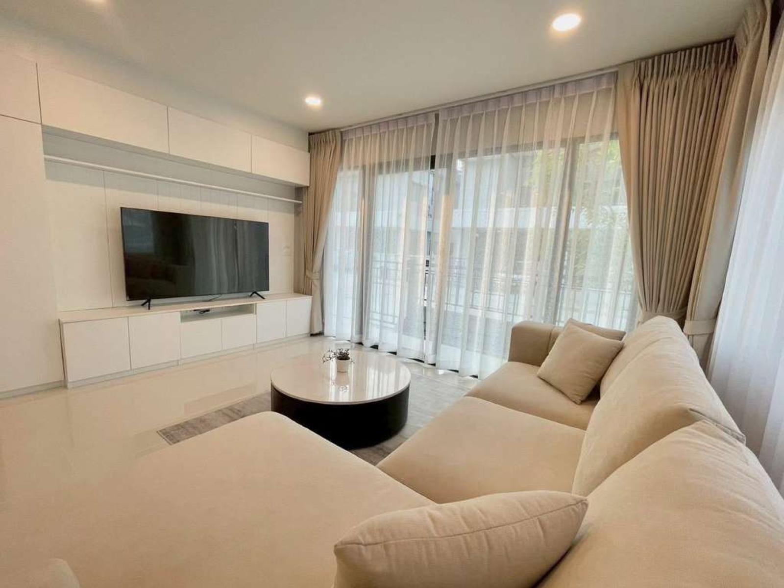 เซนโทร บางนา / 4 ห้องนอน (ขาย), Centro Bangna / 4 Bedrooms (FOR SALE) DA045