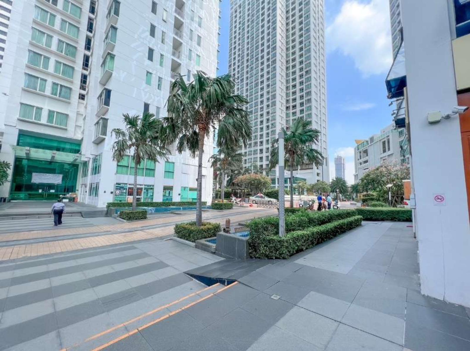 TC Green Rama 9 / 2 Bedrooms (SALE WITH TENANT), ที.ซี. กรีน พระราม 9 / 2 ห้องนอน (ขายพร้อมผู้เช่า) JSMN288