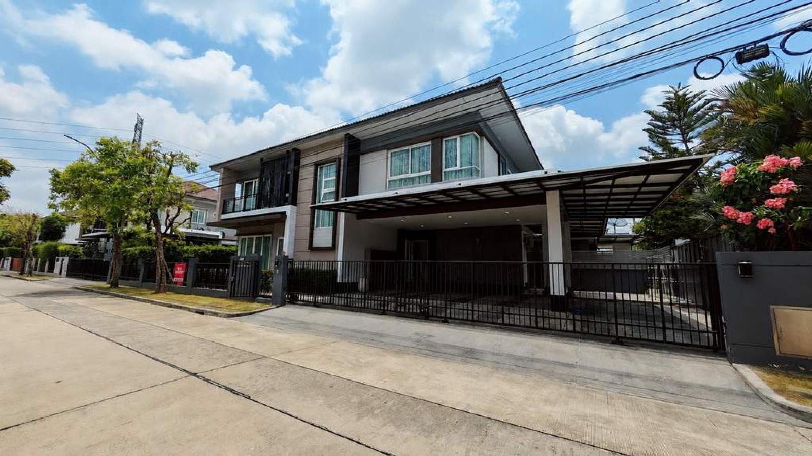 ลัดดารมย์ บางนา / 4 ห้องนอน (ให้เช่า), Laddarom Bangna / 4 Bedrooms (FOR RENT) DA004
