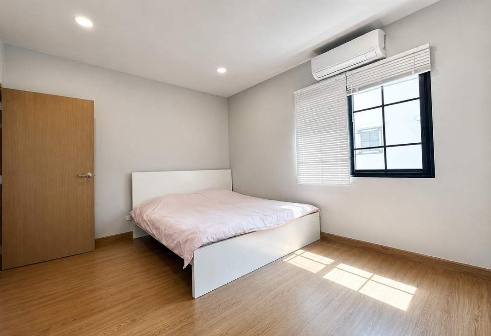 เซนโทร บางนา / 4 ห้องนอน (ให้เช่า), Centro Bangna / 4 Bedrooms (FOR RENT) DA020