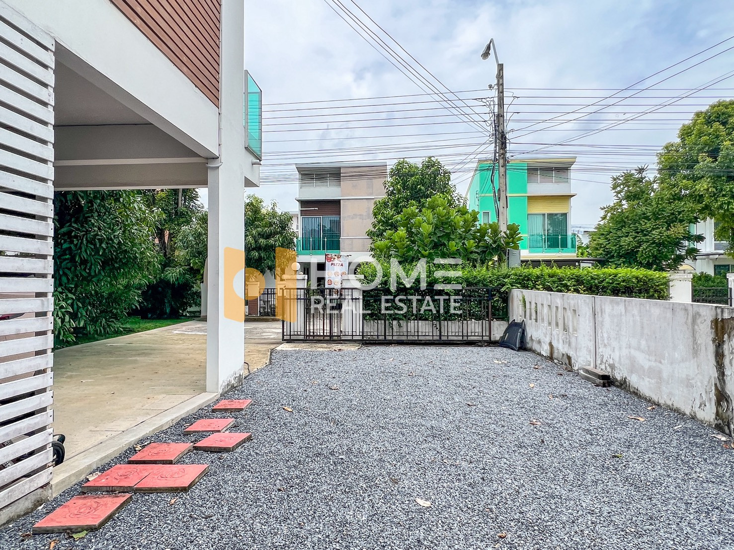 โฮมเพลส เดอะ พาร์ค วงแหวน - พระราม 9 / 3 ห้องนอน (ขาย), Home Place The Park Wongwan - Rama 9 / 3 Bedrooms (FOR SALE) BZD067